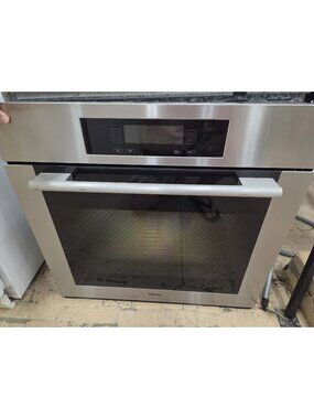 Miele 30 Inch Built In Wall Oven H4882BP - Works!